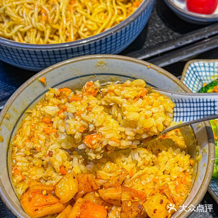 🆘平价又好吃的蟹黄捞饭，真的太绝了