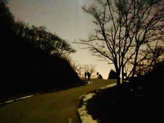 -鬼笑石后山停车场