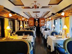 -火车头法国西餐厅