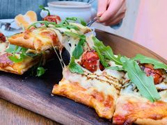 意大利腊肠披萨-夏朵餐厅(丁香店)