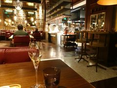 大堂-恰餐厅及酒吧 CHAR Bar & Grill (北京丽都皇冠假日店)