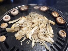 -缸桶屋韩国料理·全程帮烤(泰禾店)