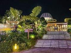 -茅草房·河畔园林火锅