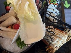 -湊湊火锅·茶憩(新中关购物中心店)