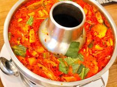 -Chom Cafe and Restaurant
