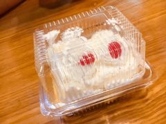 -红宝石·鲜奶小方·海派西点房(金杨店)
