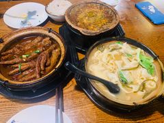 砂锅鸡爪-保兰街老砂锅(建业凯旋广场店)