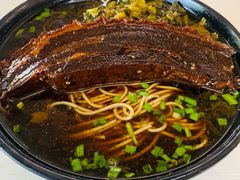 -小龙大肉面馆