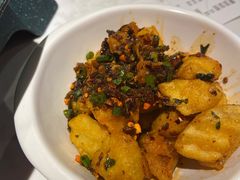-渝是乎川渝小炒(新世界百货望京店)