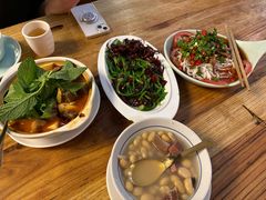 -缘生态云南菜·野生菌庭院餐厅(华侨城店)