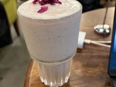 玫瑰沙冰-藏书馆咖啡LibraryCoffee·Bistro(牡丹园店)