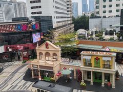 -中航城君尚购物中心
