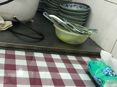 -胡记锅贴·沪上游子老鸭粉丝汤(太原路店)