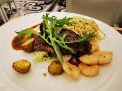 香煎菲力牛排配黑椒汁-红房子西菜馆(淮海中路店)