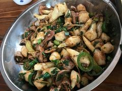 藕尖炒鸡杂-香竹农庄•传统竹筒饭(十年店)