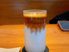 红豆燕麦拿铁-Line 咖啡(石厦花园店)