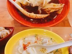 酸辣龙抄手-龙抄手(春熙路总店)