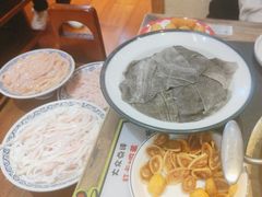 -沸炉重庆老火锅(军事博物馆店)