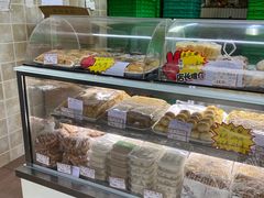面包甜点陈列柜-闻酥园(大慈寺店)