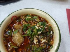 -俭让佬妈现卤串串(温江总店)