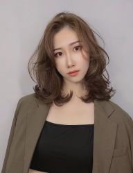 -尚艺造型.剪烫染.接发