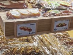 -小飞象面包公社(珠江路金鹰店)