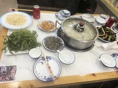 -朴小妹人参鸡汤火锅(长白山万达店)