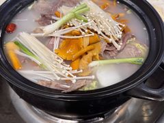 -九寨特色牦牛肉汤锅 羊肉汤锅