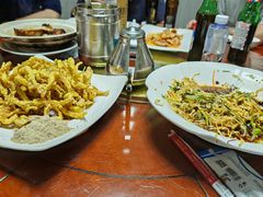 -老码头黑皮肘子锅包肉(赣水路店)