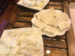 -憨石匠鲜菜土火锅(昆都店)