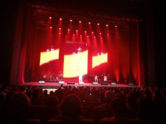 -交通银行前滩31演艺中心