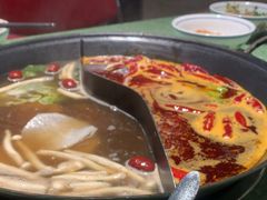 -憨铁匠老火锅(龙岗万科里店)