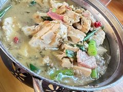 -芦茨金富饭庄·25年老字号·专做稻草鸡