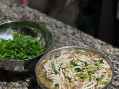 -正宗杨记普洱酸醋米线(总店)
