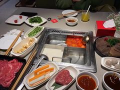 -海底捞火锅(新松江路生日主题店)