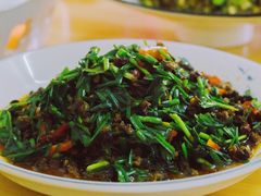 韭菜炒螺蛳-臭鳜鱼人家·老字号徽菜