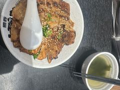 -熊吞·大碗丼烧肉饭(西市场嘉华店)