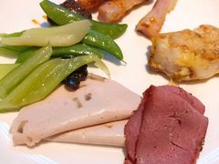 -OPEN開全日自助餐厅·西餐·海鲜(佛山希尔顿酒店)