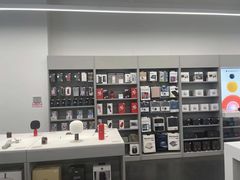 -Apple授权专营店(五彩城店)