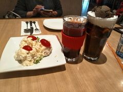 -必胜客(百联又一城店)