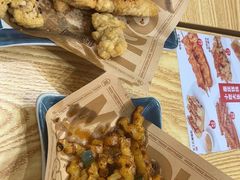 -魔都三兄弟酸辣粉·蘸卤炸串(虹桥万科店)