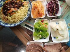 -吾穆勒蓬灰牛肉面·清真(北滨河中路店)