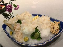 -余欢领鲜火锅(新街口店)