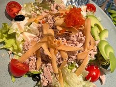 金枪鱼牛油果沙拉-炙柒Sekinana·精致料理 烧鸟·铁板烧(海上世界店)
