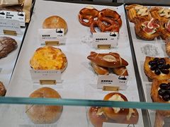 -光作面包Voila Lumiere(中山店)