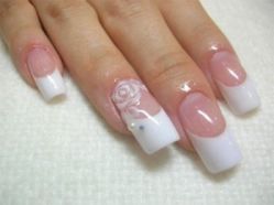 Wedding-Nail-Art-Designs-04-400x299-艾妃罗高科美肤美甲美睫健康管理