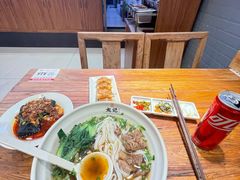 -湘人龙记老长沙米粉(鸟巢店)