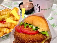 芝士牛肉蘑菇堡-Shake Shack(西单大悦城店)