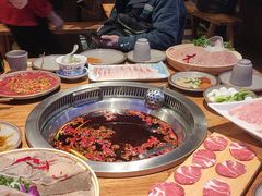 -城墙拐拐火锅(三峡广场黑金冠店)