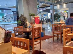-哇蛙牛功夫面渝都料理(龙阳广场店)
